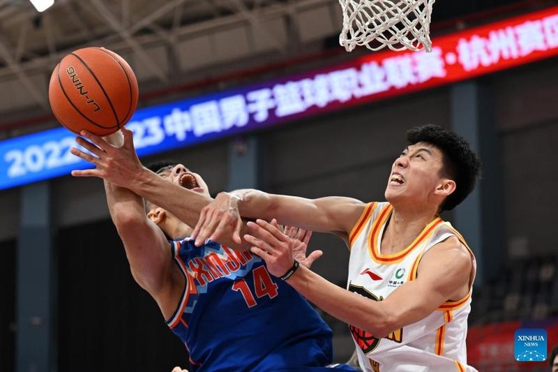 莱万和他的