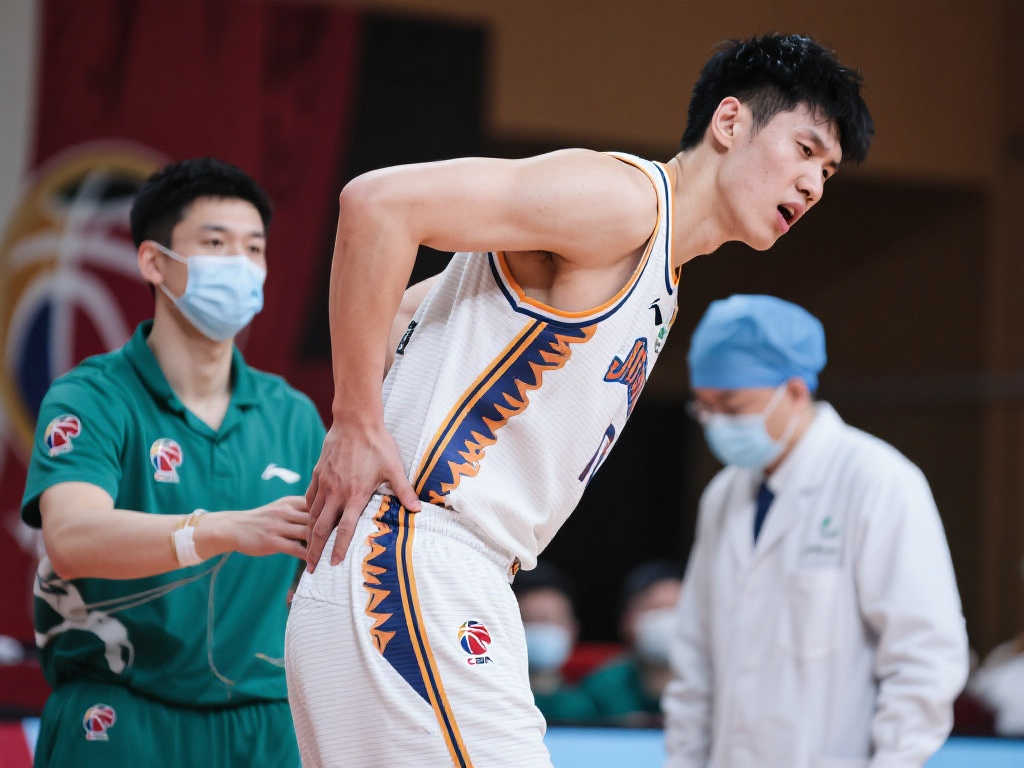 随着勒布朗
